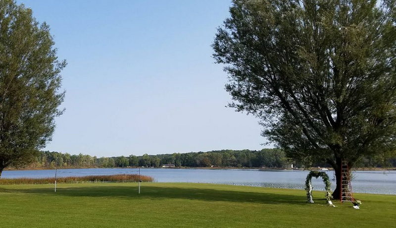 Lone Star Resort - From Web Listing (newer photo)